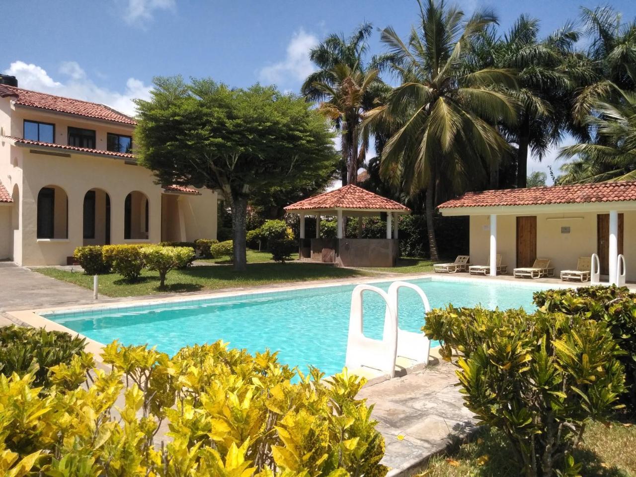 Jua Baharini Bed & Breakfast Malindi Exterior foto